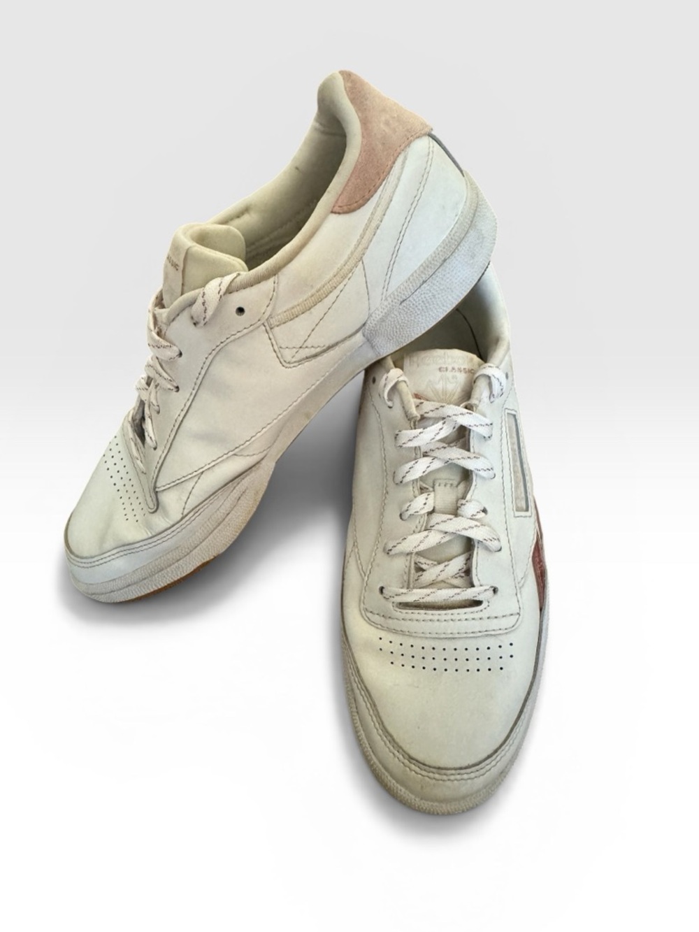 Reebok “White Blush Chalk” Low-Top Leather Sneakers